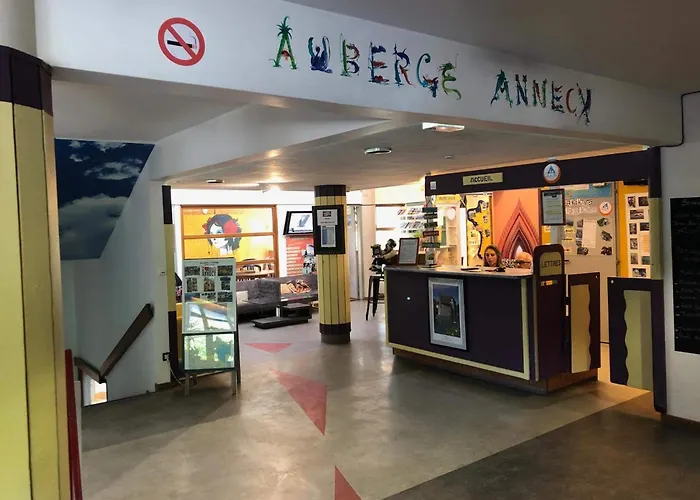 Auberge de Jeunesse HI Annecy