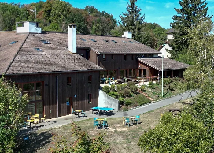 Auberge De Jeunesse Hi Annecy